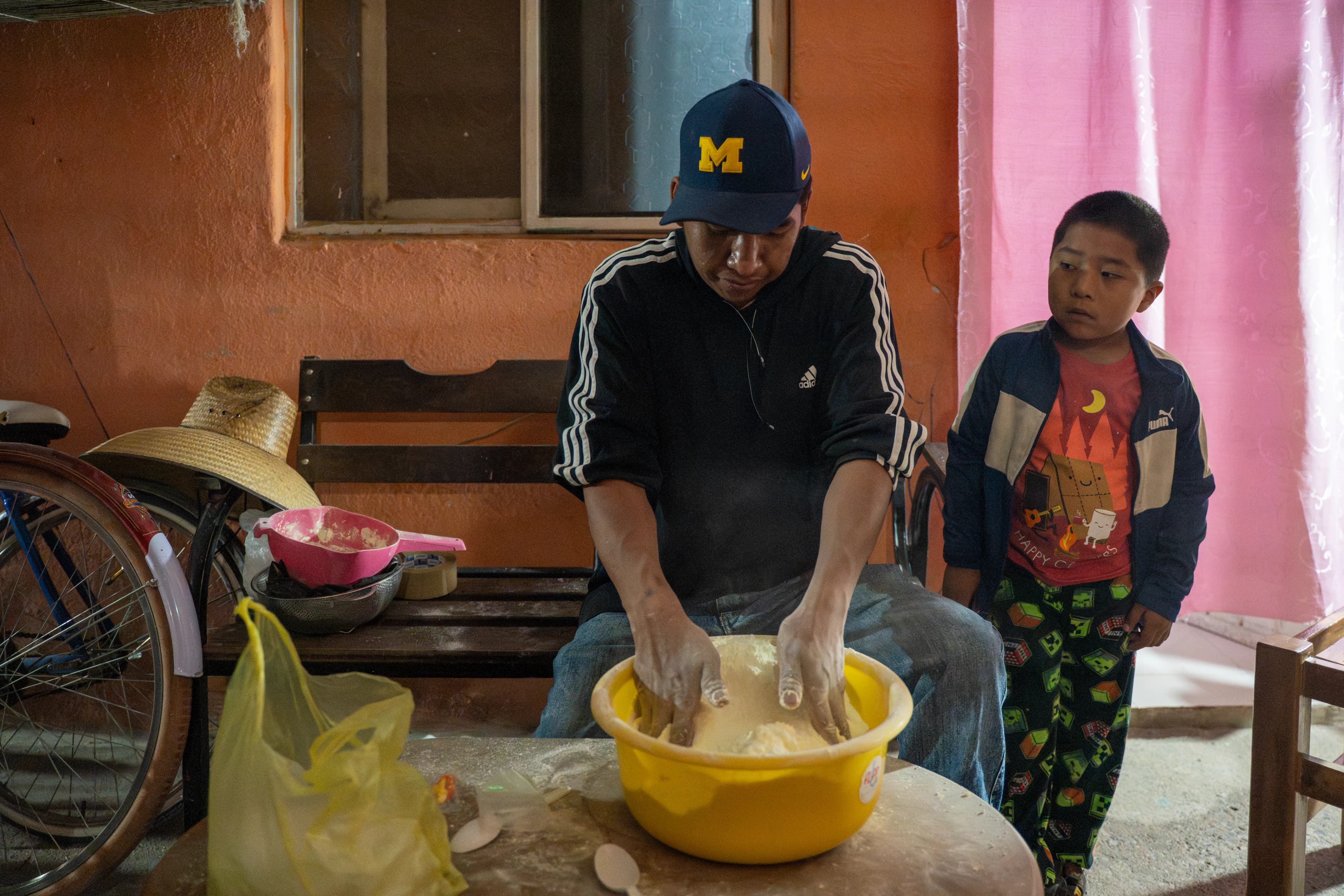 Exploding Hammers, Mexico photo 1