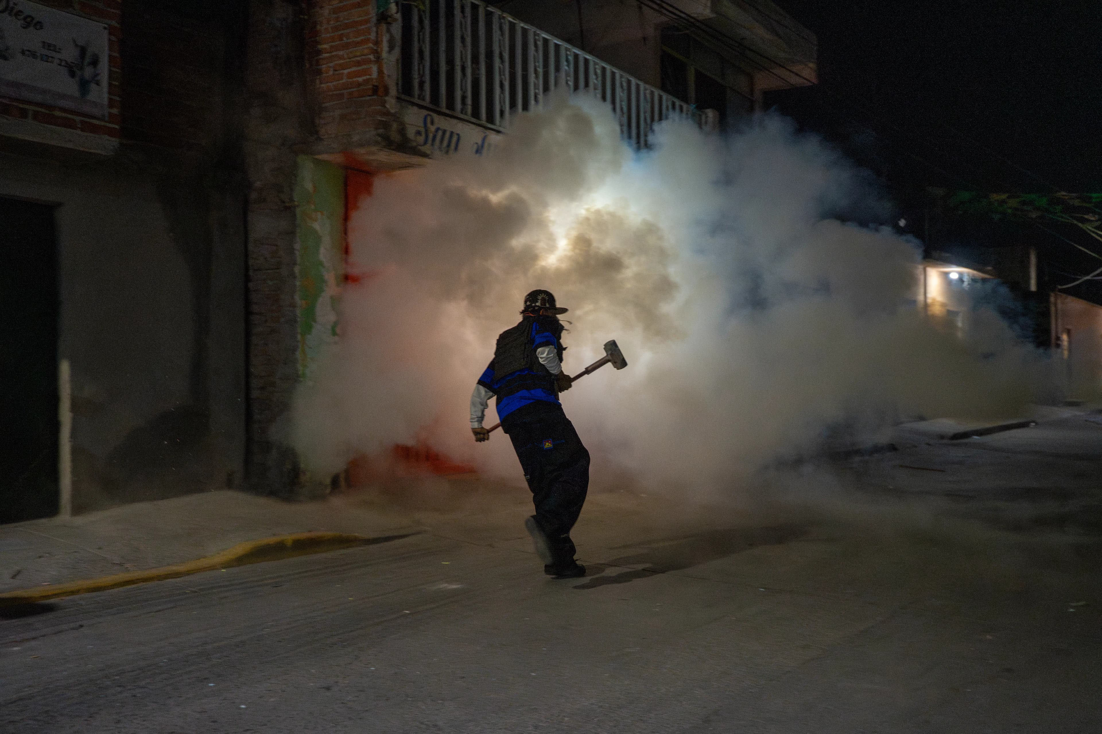 Exploding Hammers, Mexico photo 6