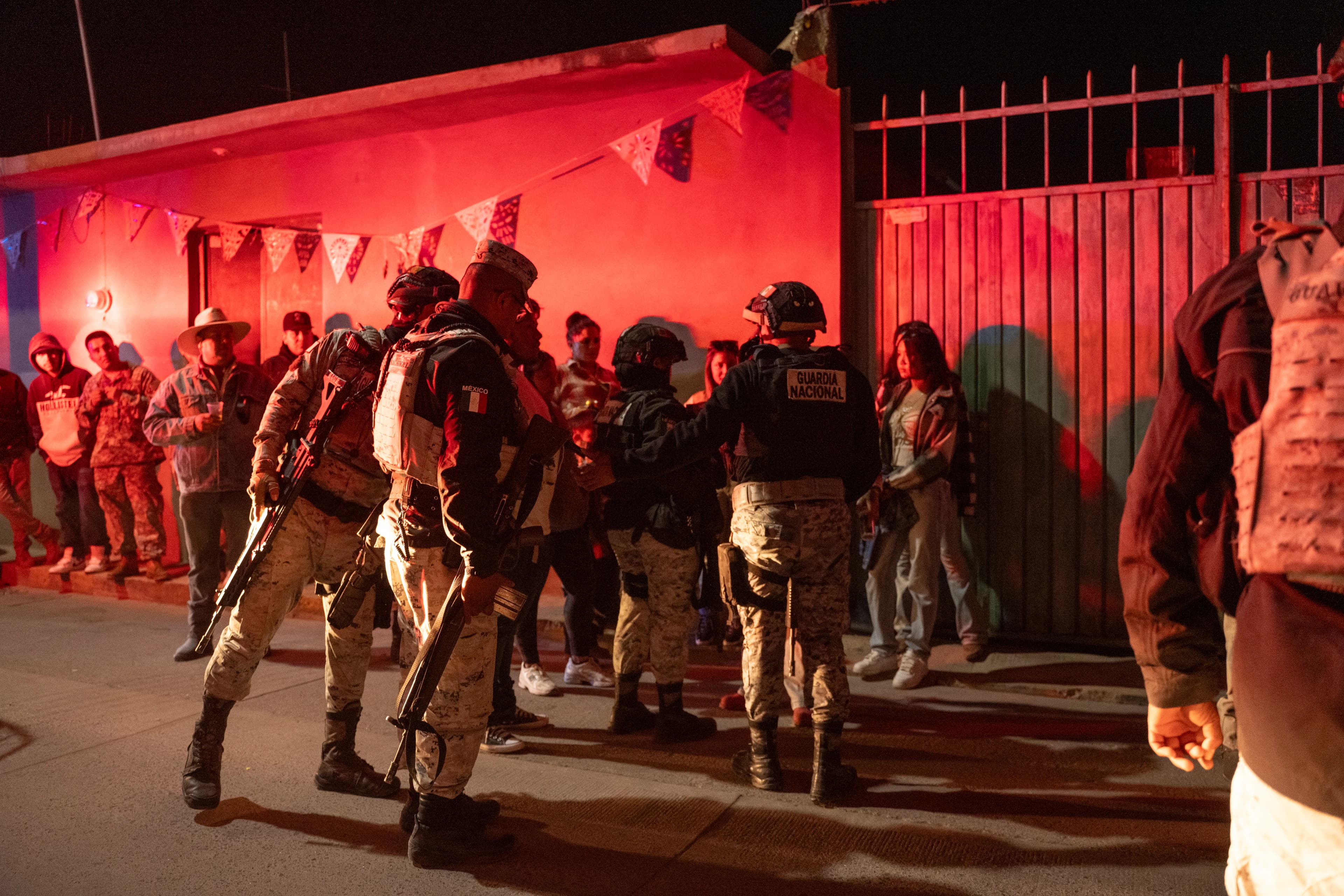 Exploding Hammers, Mexico photo 7