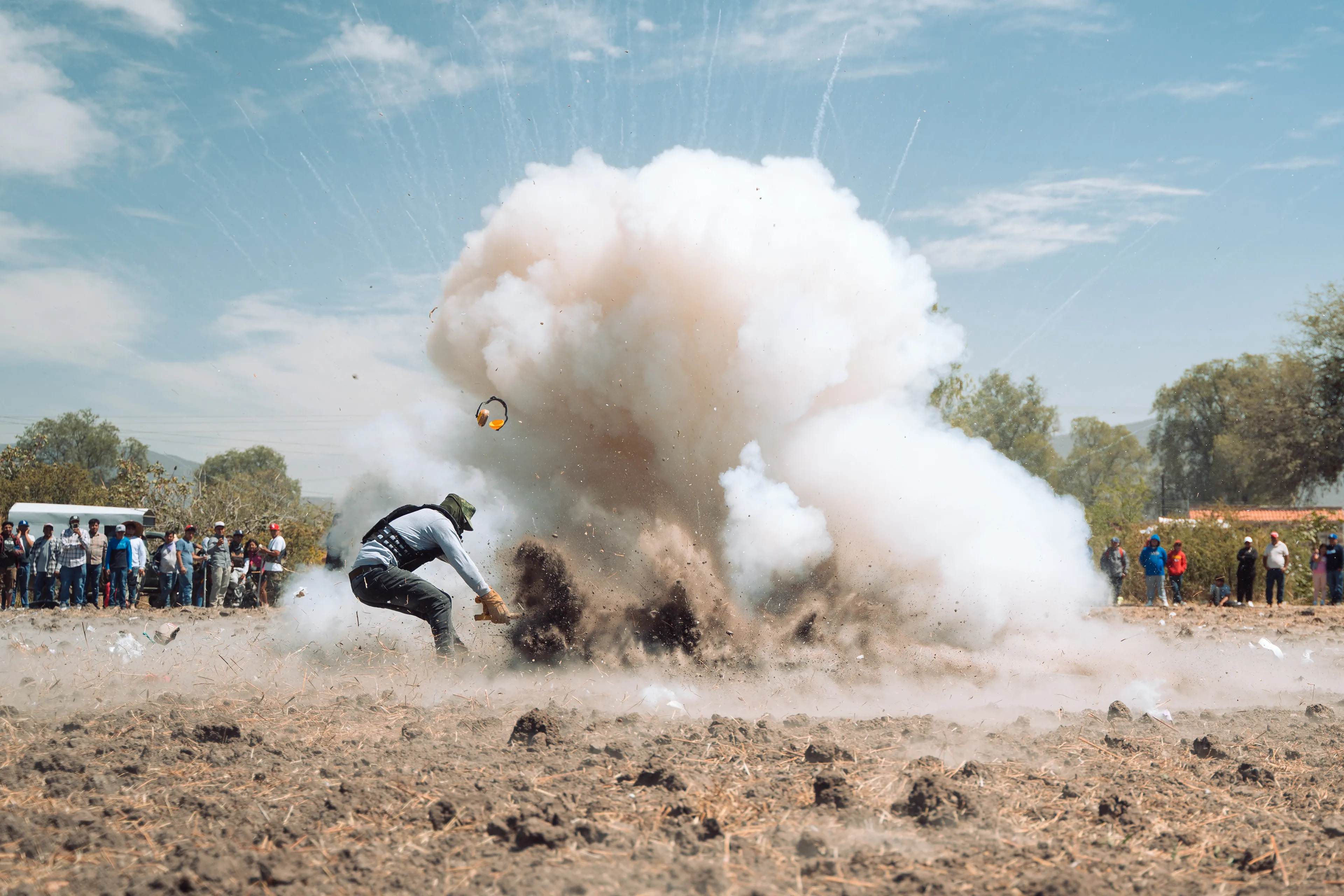 Exploding Hammers, Mexico photo 1